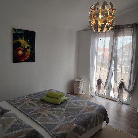 Murtela, 2-Bedroom Apartment Raslina Exterior photo